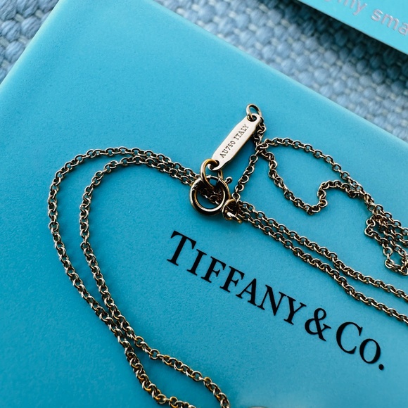 Tiffany RTT 18K Rose Gold Mini Heart Lock Pendant/Charm Necklace, 13.75" - Picture 4 of 4